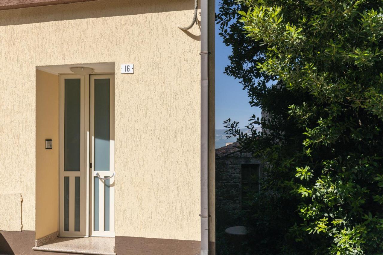 Appartement Mansarda Moro à Baunei Extérieur photo